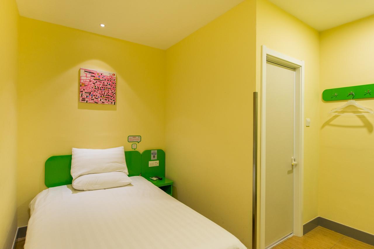 Hi Inn Shanghai Shibei Industrial Park Екстер'єр фото